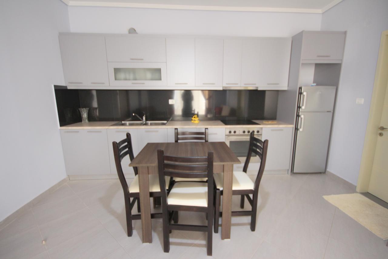 Ideal Holiday Apartments Sarandë Esterno foto