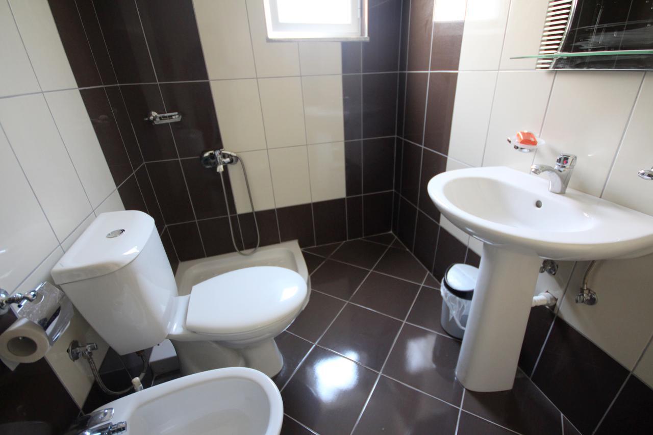 Ideal Holiday Apartments Sarandë Esterno foto